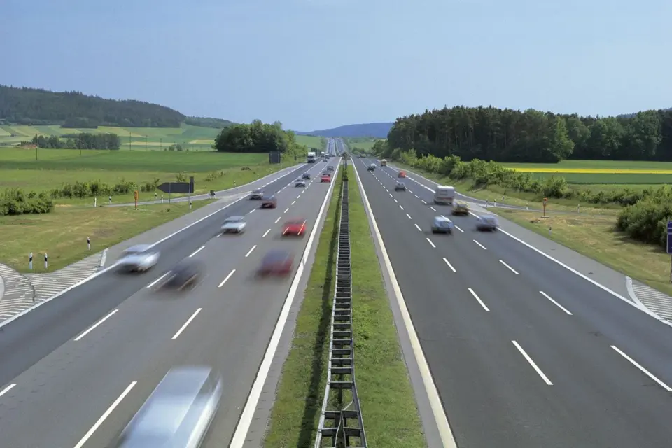 autobahn &mdash; DE news