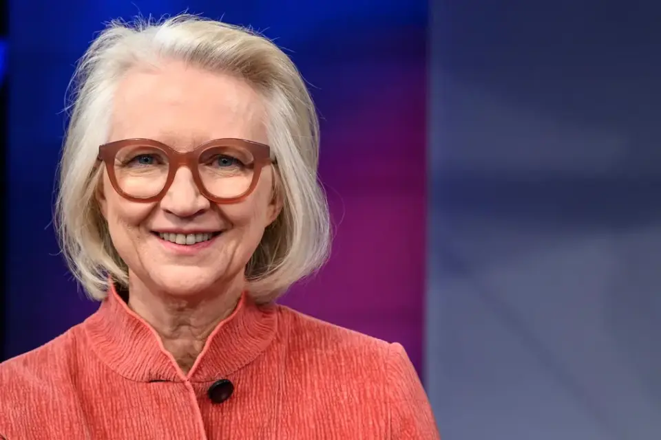 monika schnitzer &mdash; DE news
