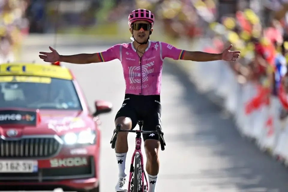 (S+) 18. Etappe Tour de France: Carapaz attackiert sich zum Sieg &ndash; bekommt Pogačar doch noch Probleme? - Spiegel