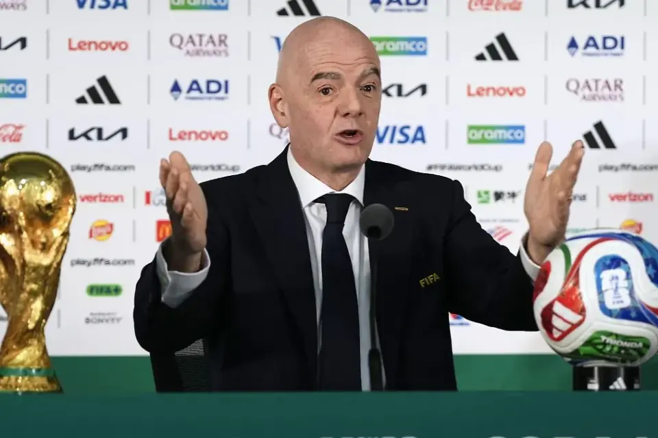 Uefa erw&auml;gt Boykott von Wettbewerben der Fifa - BILD