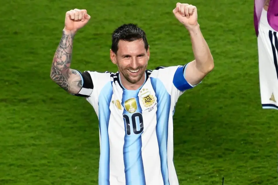 Fu&szlig;ball-Weltmeisterschaft - Argentinien im WM-Fieber - Springen im Uber erlaubt - Sport