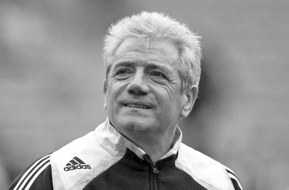 Fu&szlig;ball: Fu&szlig;ball-Legende Kevin Keegan (75) nach langer schwerer Krankheit tot