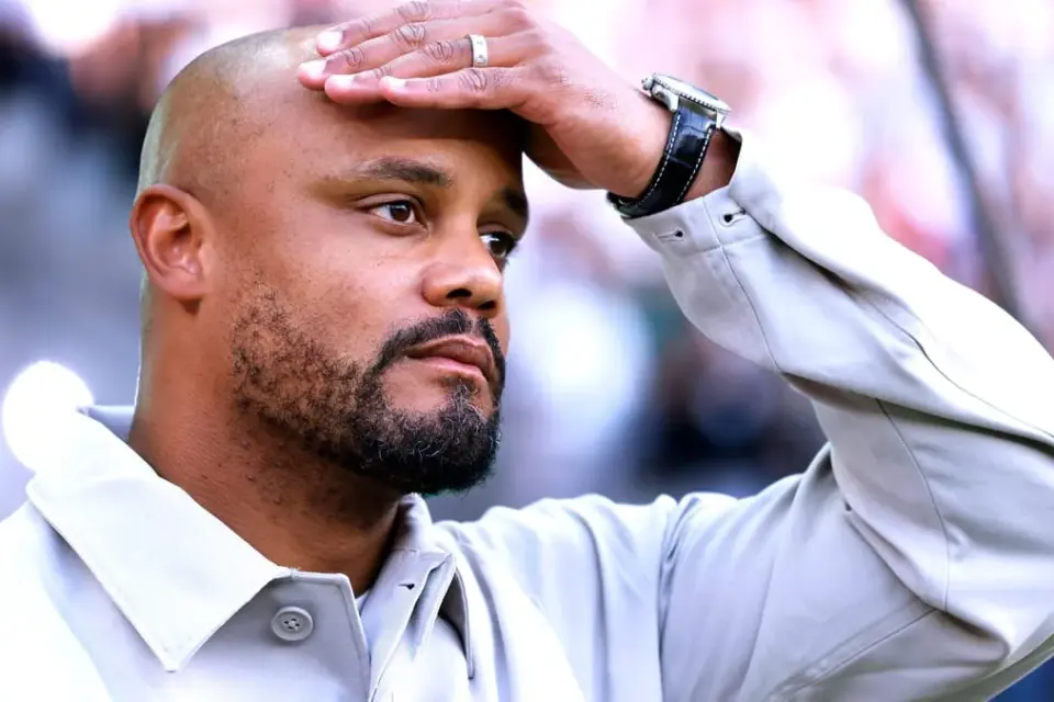 FC Bayern: Vincent Kompany trainiert mit 60 Mann auf dem Platz &ndash; Saisonauftakt der Profis! - BILD