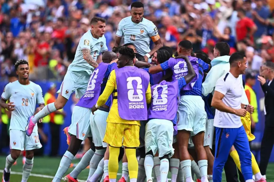 Mbapp&eacute; zaubert Frankreich ins Halbfinale