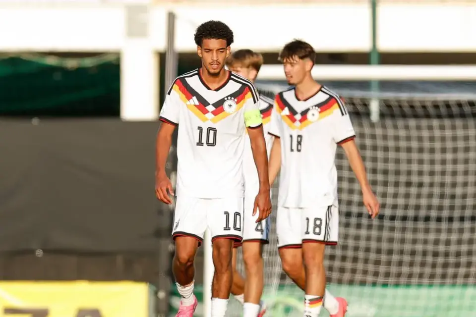 Spaniens U19 jubelt: Deutschland verliert EM-Finale - BILD