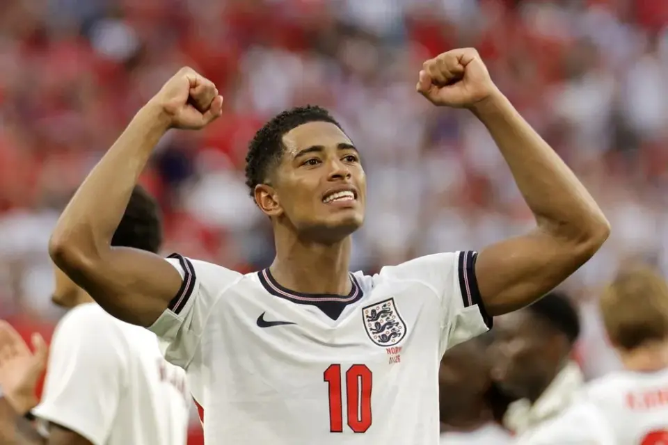 Nach Videobeweis kein Elfmeter f&uuml;r England &ndash; es bleibt beim 2:1 f&uuml;r Kane und Co. - RND.de